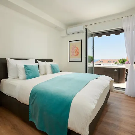 Sun Hills 4 Спліт